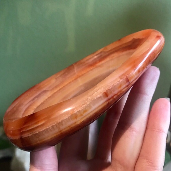 Carnelian agate polished crystal jewelry bowl - Picture 3 of 4